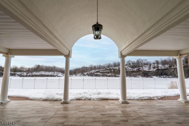 26 Birchwood Lane, North Haledon Boro, NJ 07508