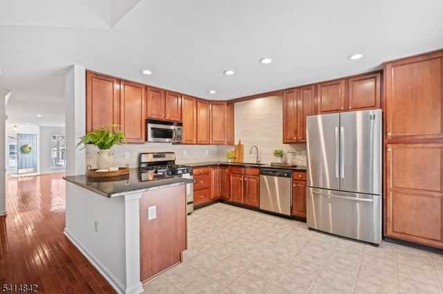 26 Birchwood Lane, North Haledon Boro, NJ 07508