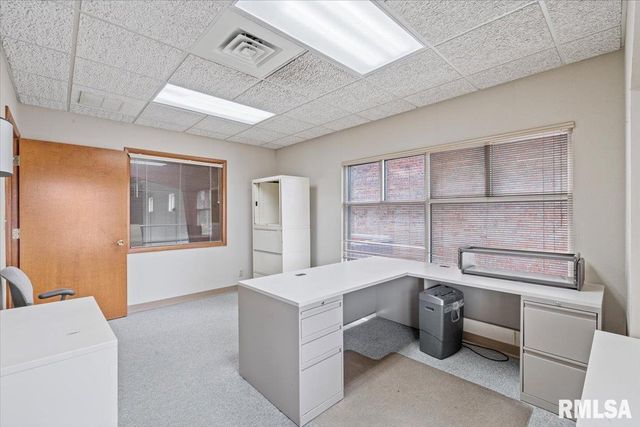 609 17TH Street, Rock Island, IL 61201