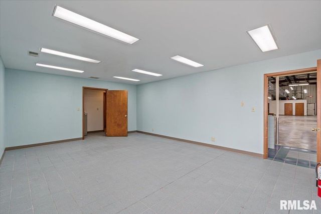 609 17TH Street, Rock Island, IL 61201