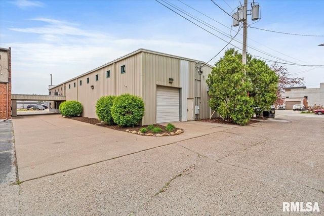 609 17TH Street, Rock Island, IL 61201