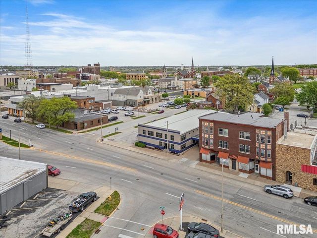 609 17TH Street, Rock Island, IL 61201