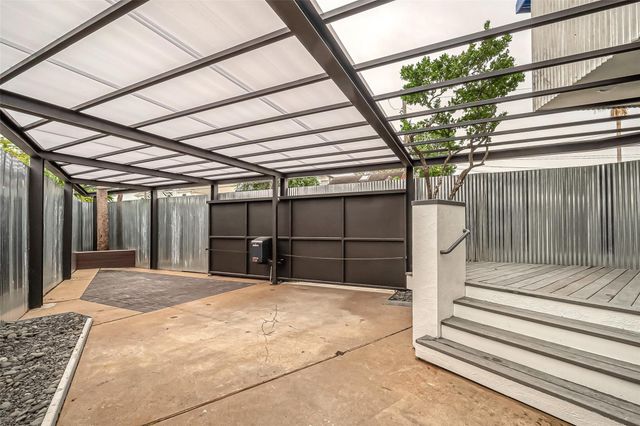 2029 Dunlavy Street, Houston, TX 77006