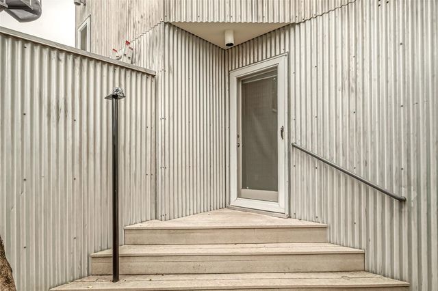 2029 Dunlavy Street, Houston, TX 77006