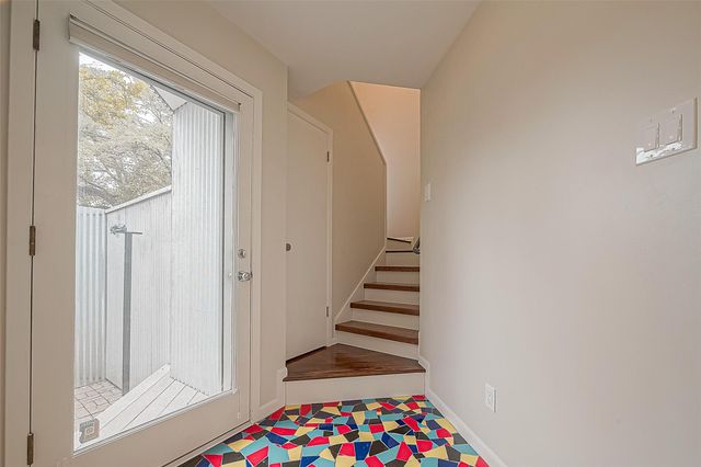 2029 Dunlavy Street, Houston, TX 77006