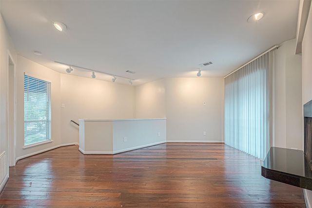 2029 Dunlavy Street, Houston, TX 77006