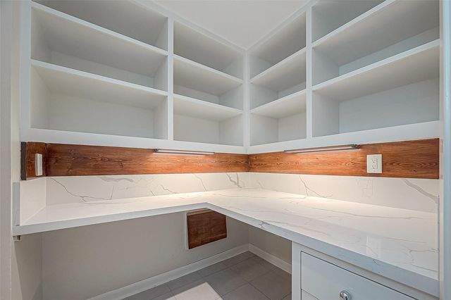 2029 Dunlavy Street, Houston, TX 77006