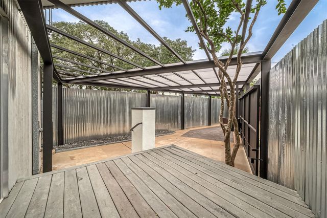 2029 Dunlavy Street, Houston, TX 77006