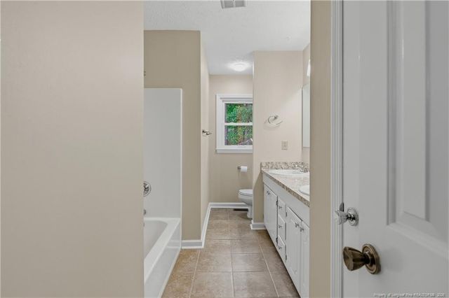 1712 Valley Ridge Drive, Fayetteville, NC 28303