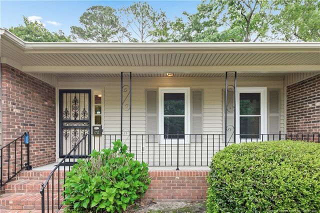 1712 Valley Ridge Drive, Fayetteville, NC 28303