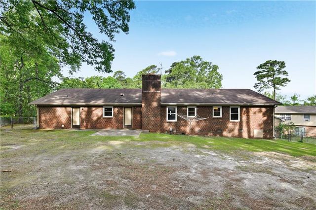 1712 Valley Ridge Drive, Fayetteville, NC 28303