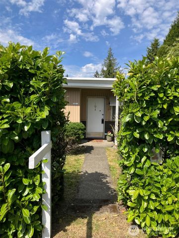 4127 SE Lovell Street, Port Orchard, WA 98366
