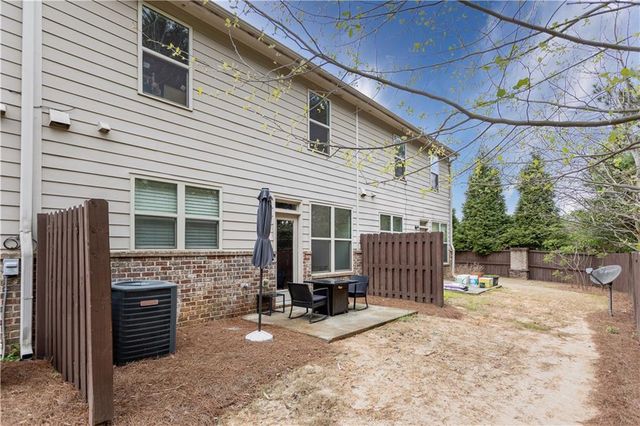 933 Spicy Oak Drive, Lawrenceville, GA 30044
