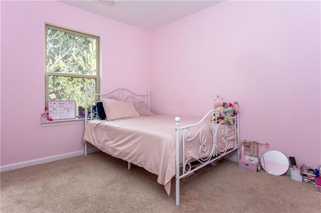 933 Spicy Oak Drive, Lawrenceville, GA 30044