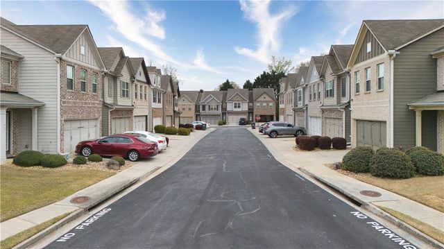 933 Spicy Oak Drive, Lawrenceville, GA 30044