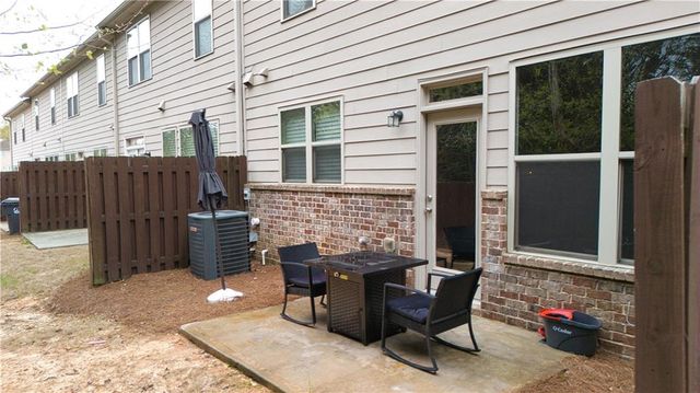 933 Spicy Oak Drive, Lawrenceville, GA 30044