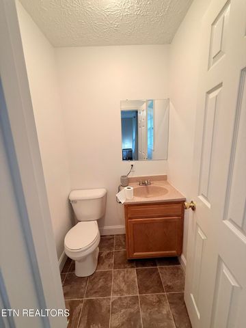 109 Bob White Drive, Tazewell, TN 37879