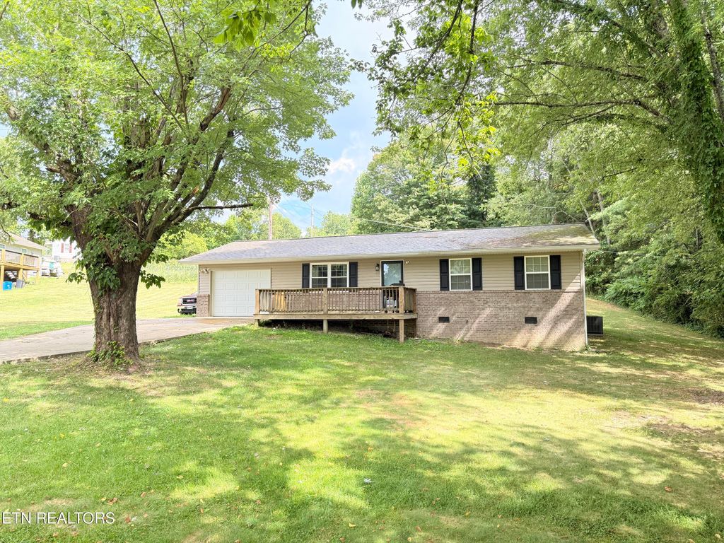 109 Bob White Drive, Tazewell, TN 37879