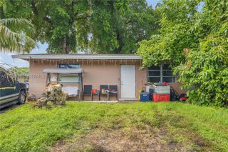 1947 SW 63rd Ter, North Lauderdale, FL 33068