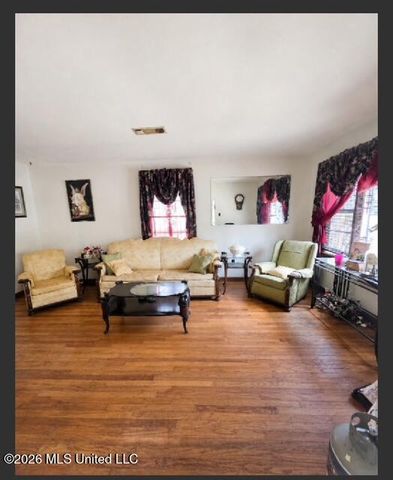 1621 N 30th Avenue, Meridian, MS 39301