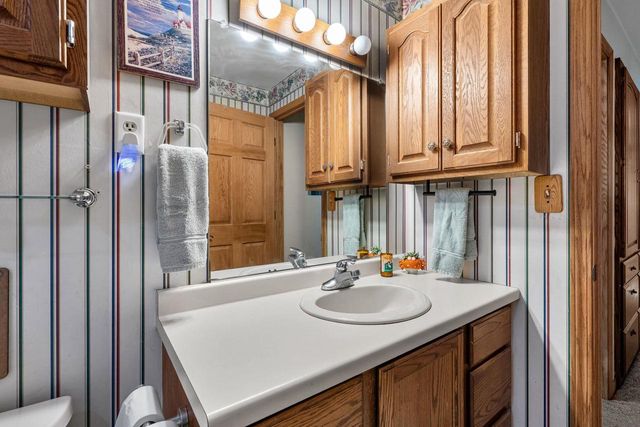 352 S JAMES STREET, Kimberly, WI 54136