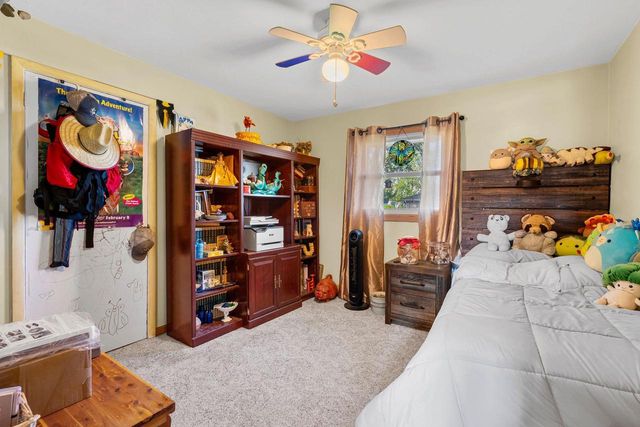 352 S JAMES STREET, Kimberly, WI 54136