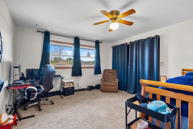 352 S JAMES STREET, Kimberly, WI 54136