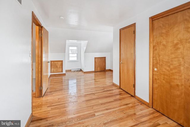 15 CAROLINA AVE, Morrisville, PA 19067