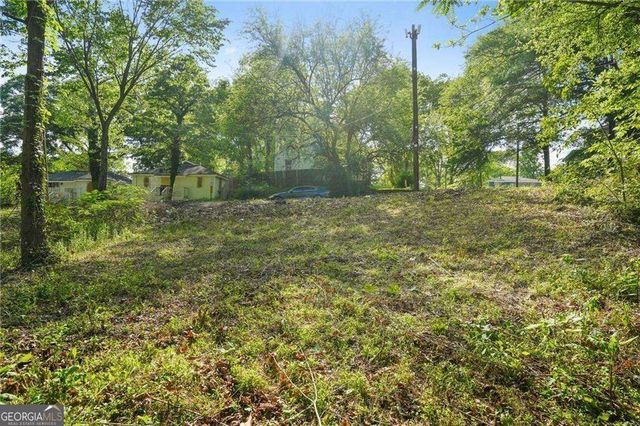 459 Paines Avenue NW, Atlanta, GA 30318