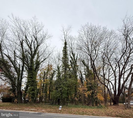 1601 S SPRING RD, Vineland, NJ 08361