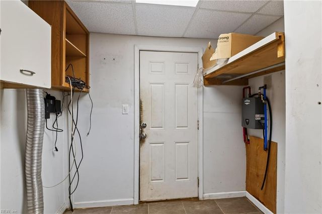 12 Dekalb AVE, Portsmouth, VA 23702
