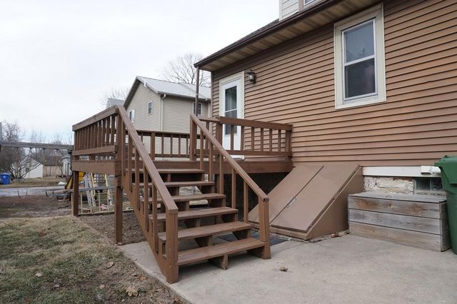 1420 Clark St Street, Charles City, IA 50616