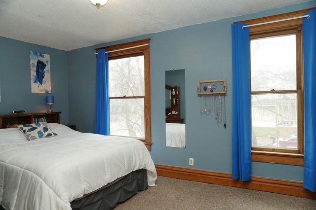 1420 Clark St Street, Charles City, IA 50616