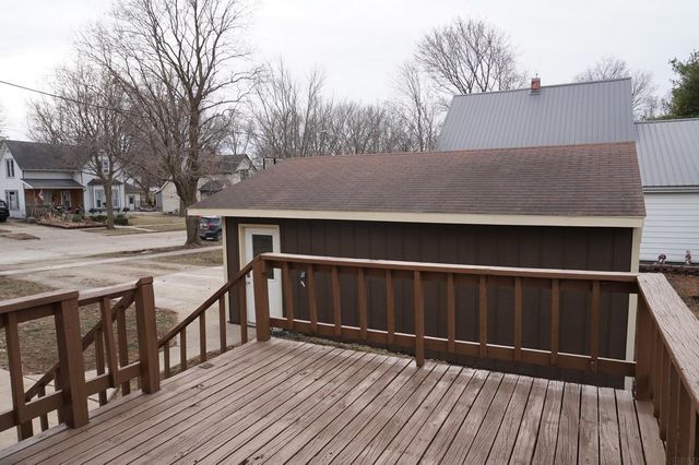 1420 Clark St Street, Charles City, IA 50616