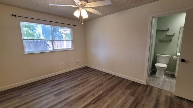 6637 Foxtail Ct, Sacramento, CA 95842