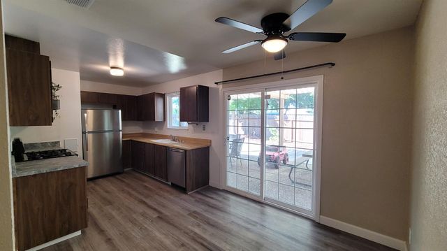 6637 Foxtail Ct, Sacramento, CA 95842
