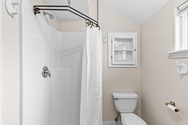 216 Central Avenue, Ashland, OR 97520