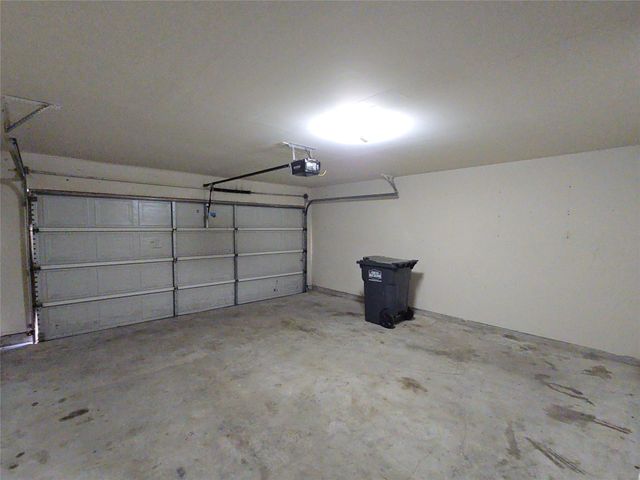 810 Lightningbug Lane, Conroe, TX 77301