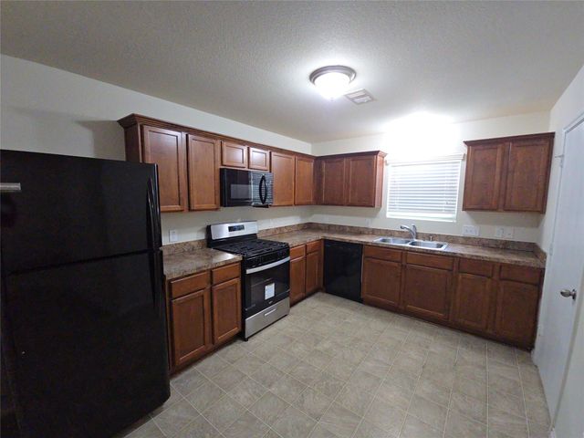 810 Lightningbug Lane, Conroe, TX 77301