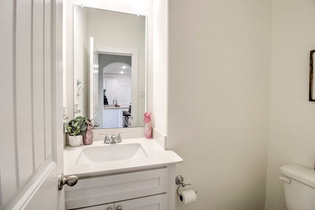 1371 Orange Blossom Court, Gainesville, TX 76240