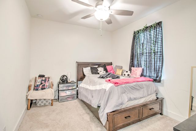 1371 Orange Blossom Court, Gainesville, TX 76240