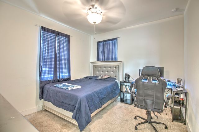 1371 Orange Blossom Court, Gainesville, TX 76240