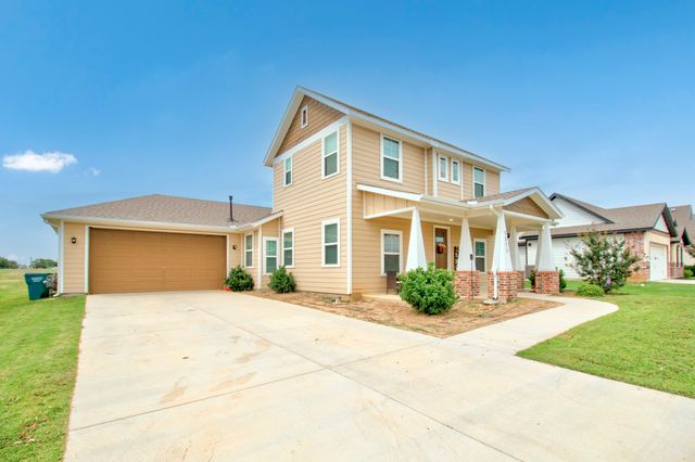 1371 Orange Blossom Court, Gainesville, TX 76240