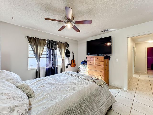 2551 EL PORTAL AVENUE, Sanford, FL 32773