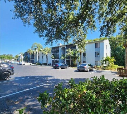 9610 Green Cypress LN 14-F2, Fort Myers, FL 33905