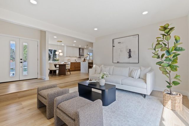 7825 Greenridge Way, Fair Oaks, CA 95628