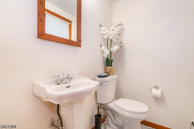 25 Robbins Ave, Berkeley Heights Twp., NJ 07922
