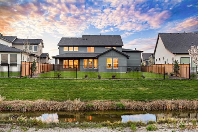 6792 Saddle Bred Way, Star, ID 83669