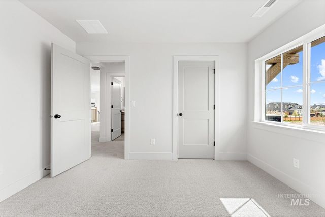 6792 Saddle Bred Way, Star, ID 83669