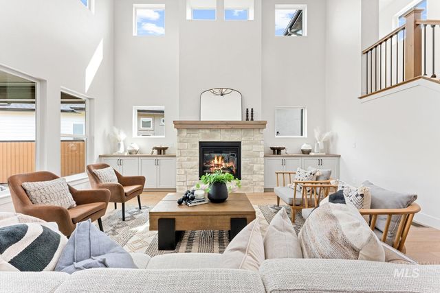 6792 Saddle Bred Way, Star, ID 83669